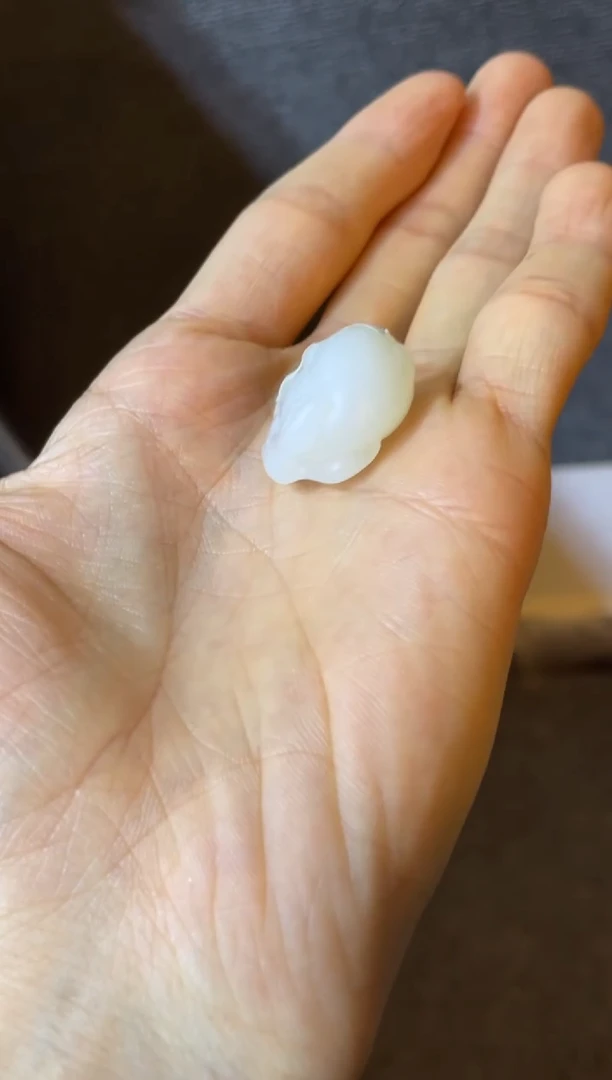 吊坠(赠链)未镶嵌和田玉天泰白玉图把件（产地直发）