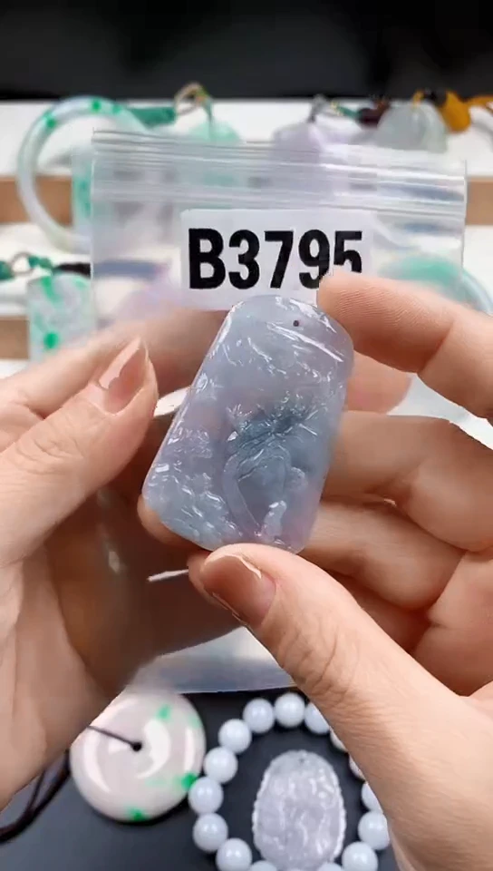 颈饰未镶嵌翡翠天然翡翠吊坠挂件