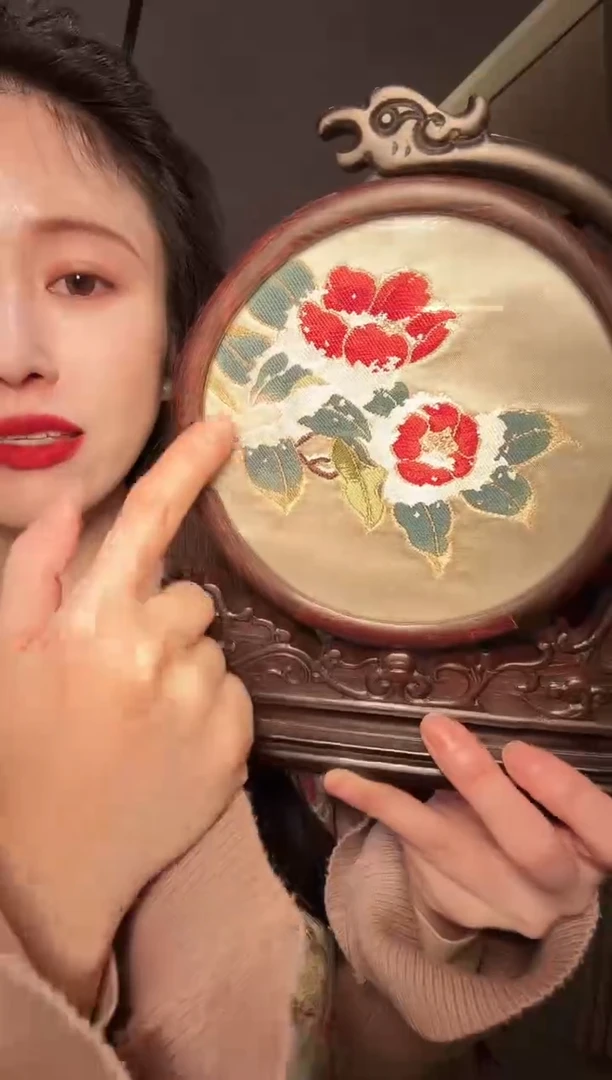 云锦丰年瑞雪摆件