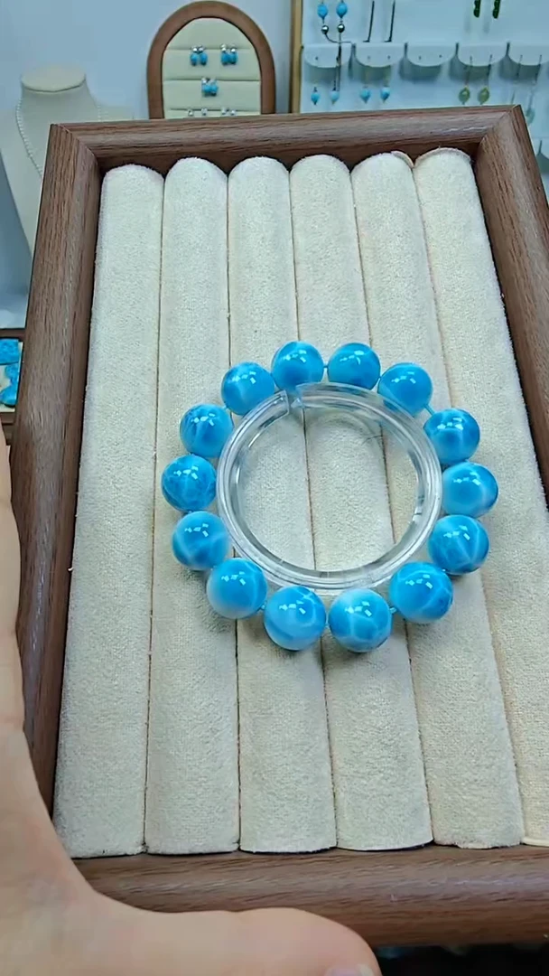 未镶嵌针钠钙石（海纹石）手链博**革多样性发一