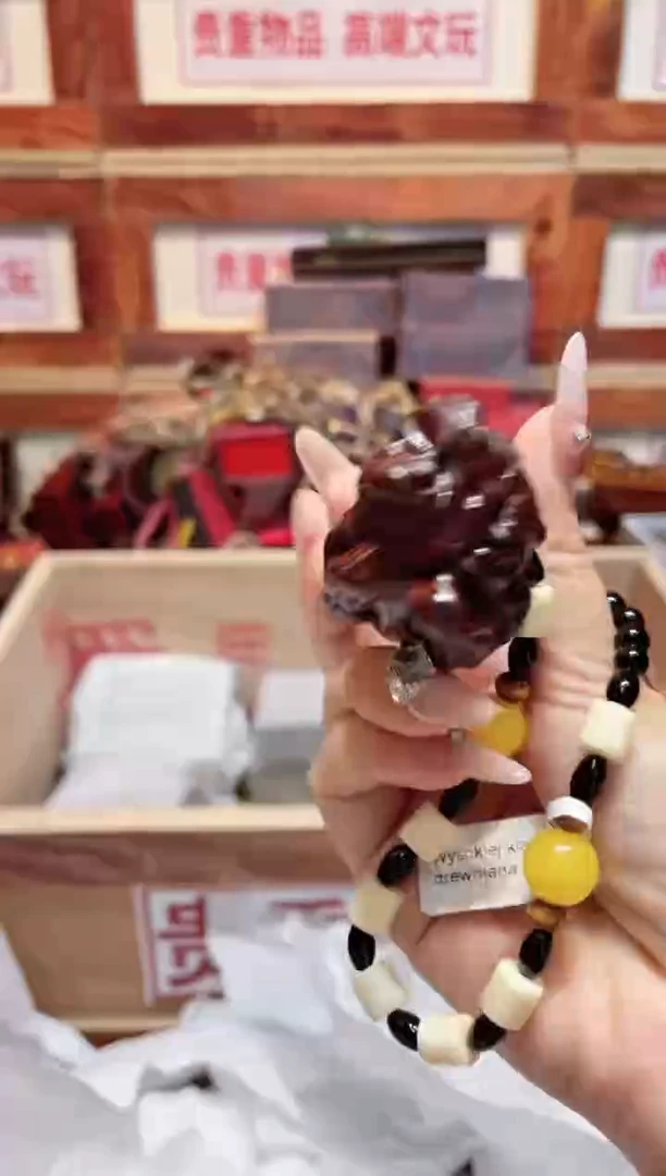 精品手串闪购链接（多样性发其一）￥