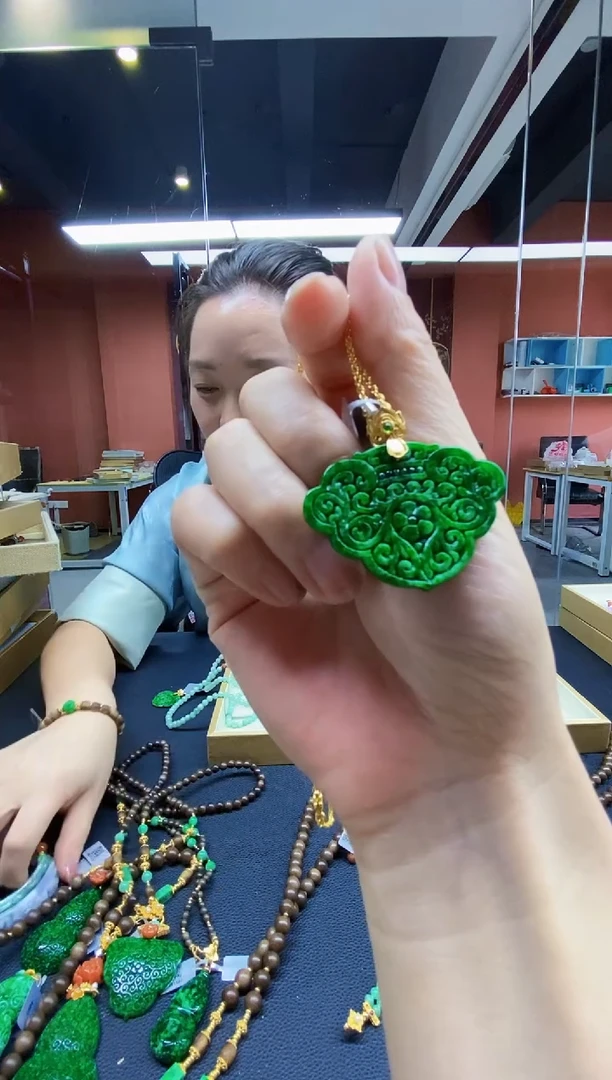 颈饰未镶嵌翡翠翡翠吊坠