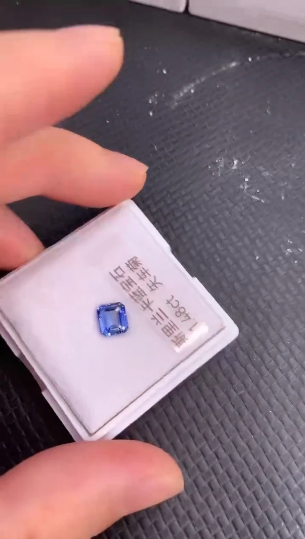裸石蓝宝石天然斯里兰卡蓝宝石