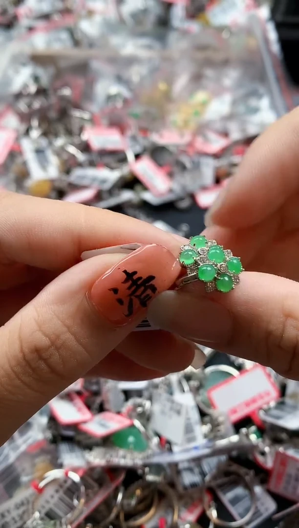 银S925镶嵌戒指翡翠天然A货缅甸翡翠