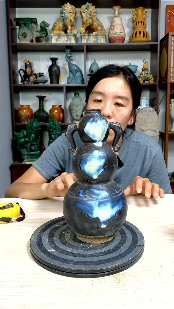 经典精美复古风格瓷器