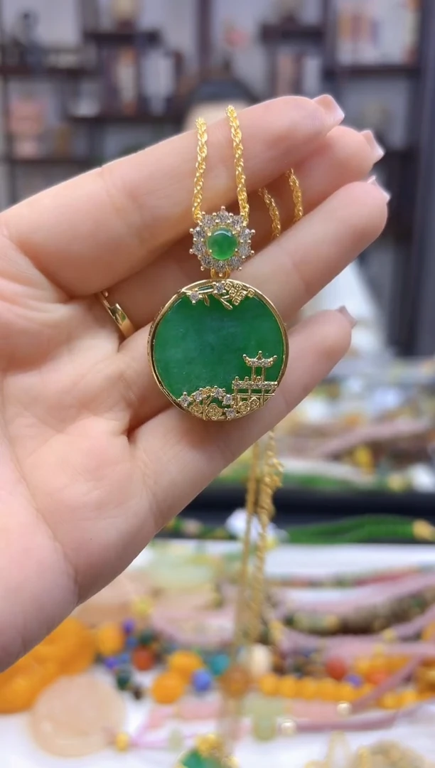 【闪购商品】翡翠吊坠(赠链)银S925镀金镶嵌D206