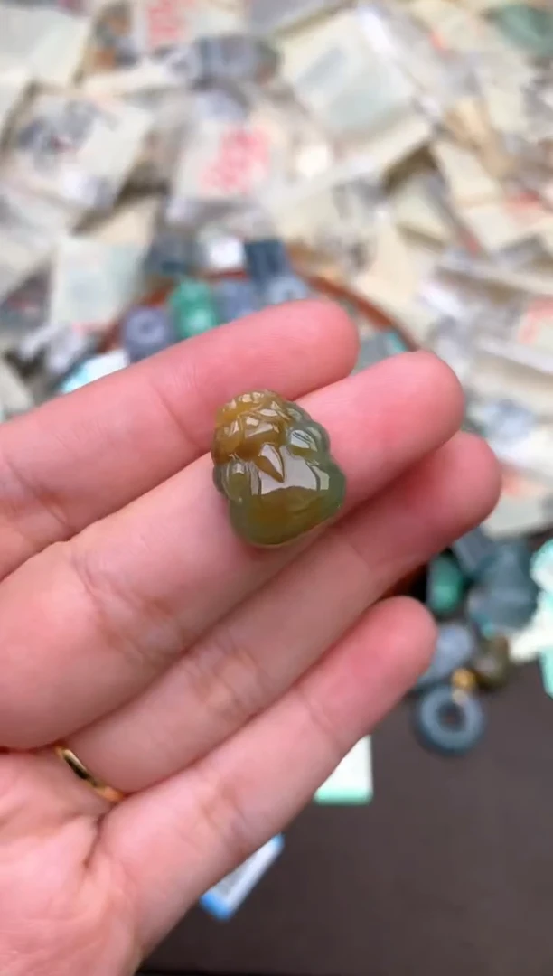 未镶嵌挂件翡翠一