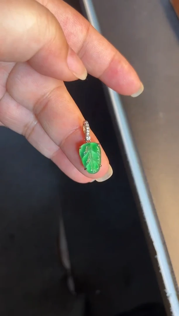 吊坠(不含链)银S925镶嵌翡翠1