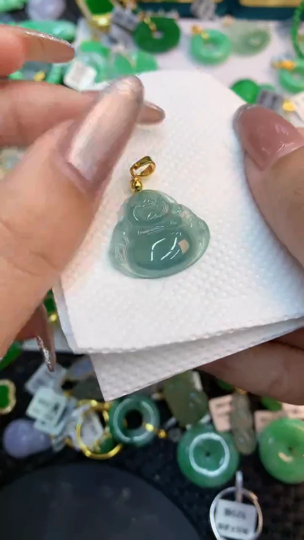 颈饰未镶嵌翡翠1