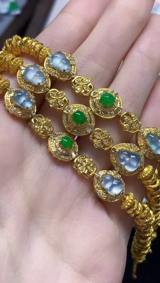 18K金镶嵌手链翡翠AL多样性发其一