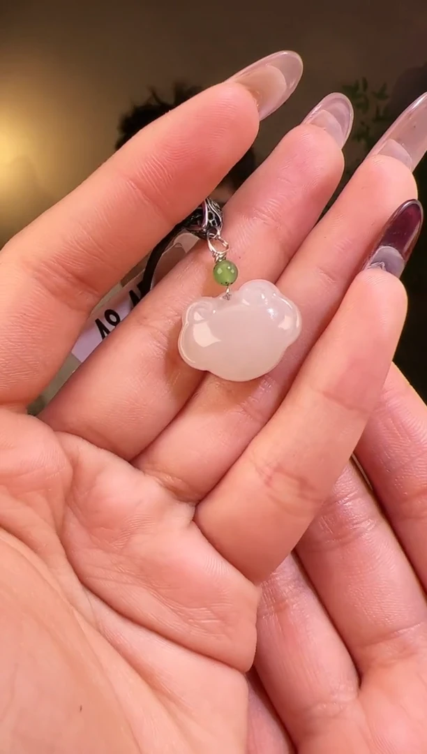 【闪购商品】和田玉颈饰未镶嵌锁多样性发