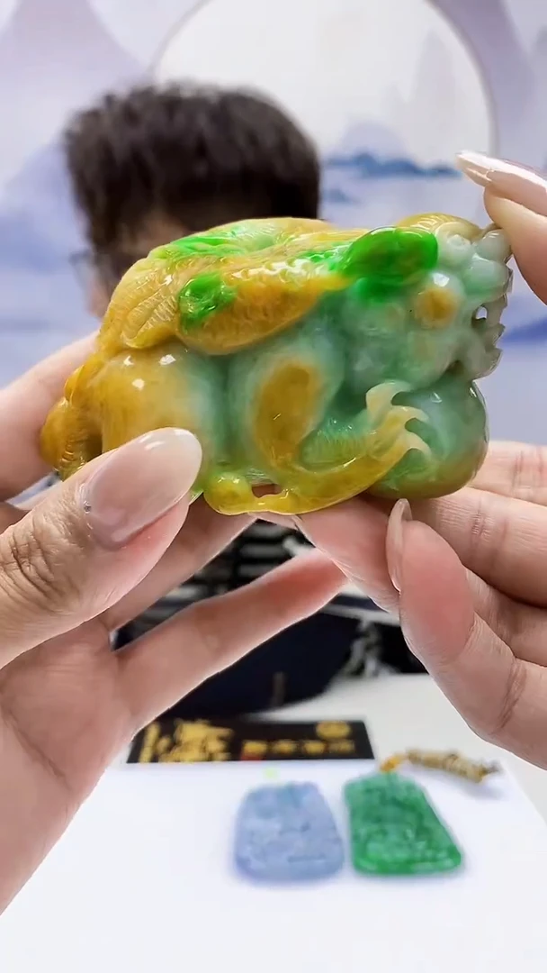 定制翡翠未镶嵌5159MM-毛货挂件124