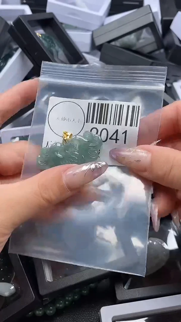 吊坠(不含链)未镶嵌翡翠9041