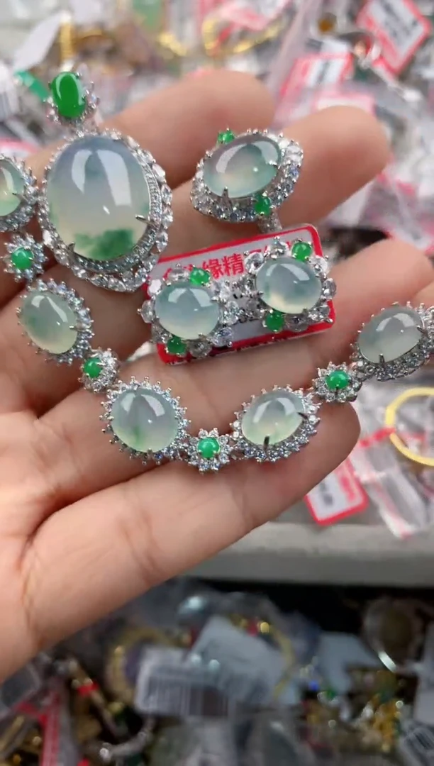 银S925镶嵌戒指翡翠111           6