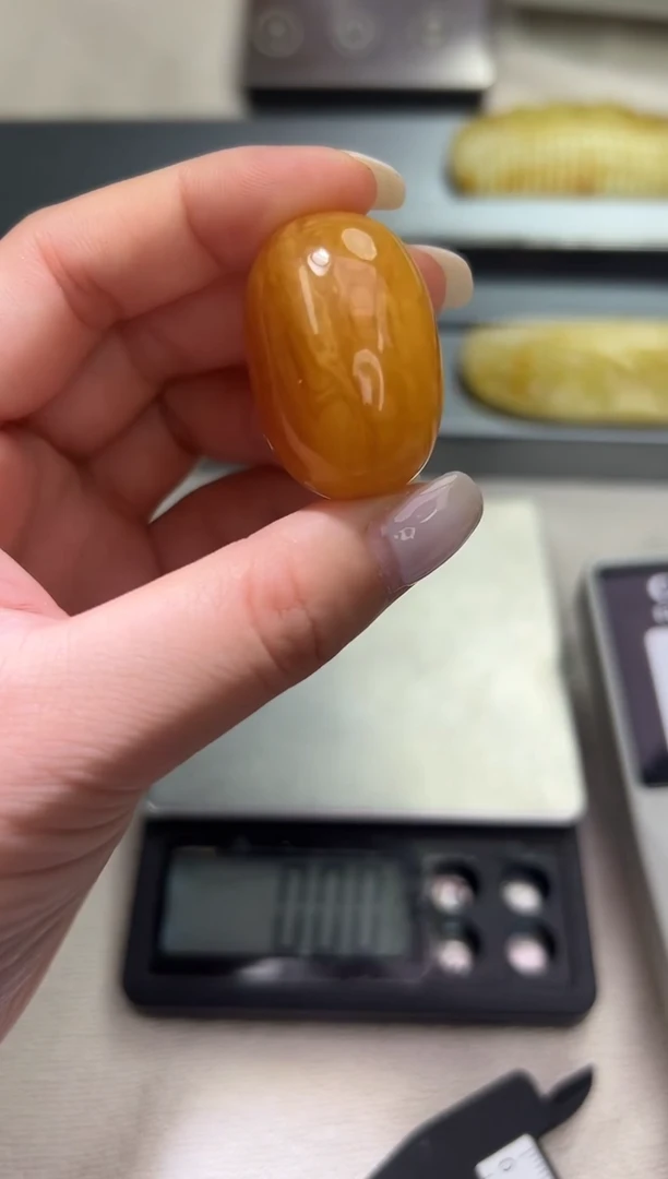裸石琥珀未镶嵌琥珀蜜蜡吊坠