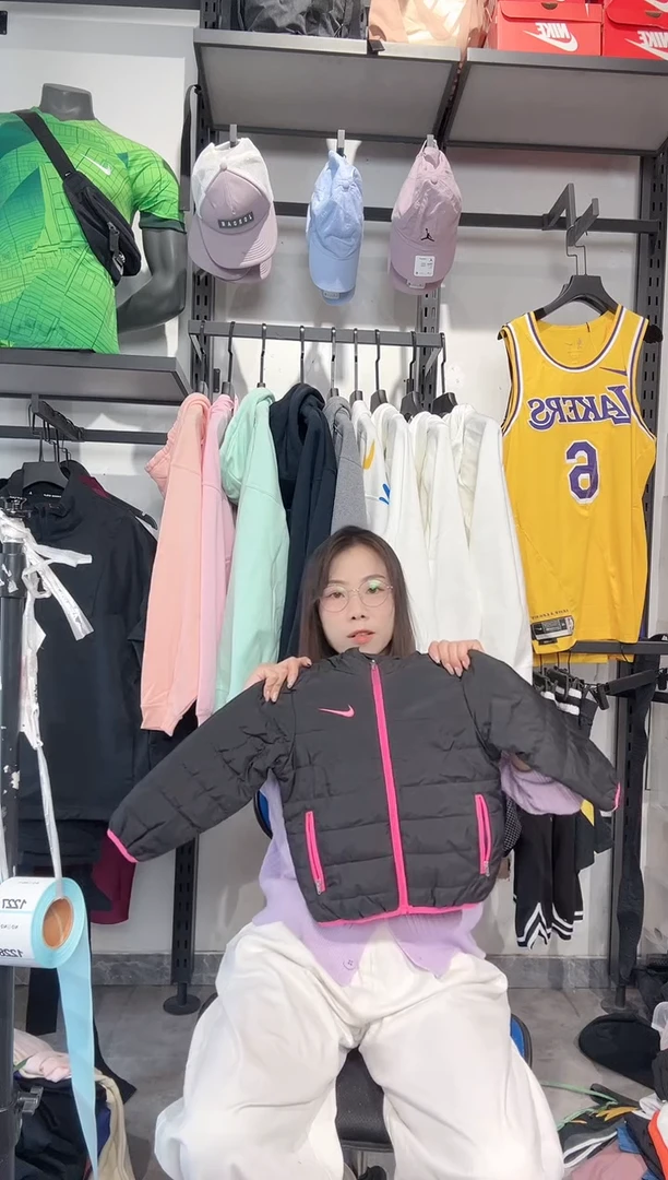 1221   编码 瑕疵款直播间过款为准 尺码 90