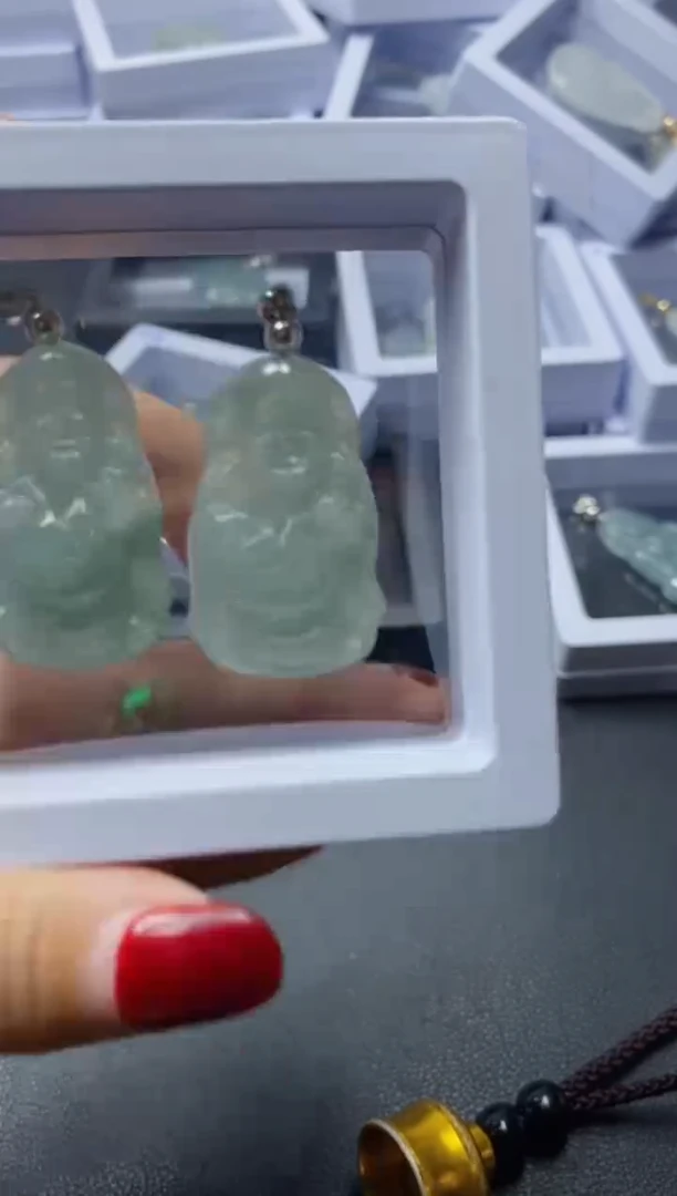 【闪购商品】翡翠吊坠(不含链)未镶嵌38822