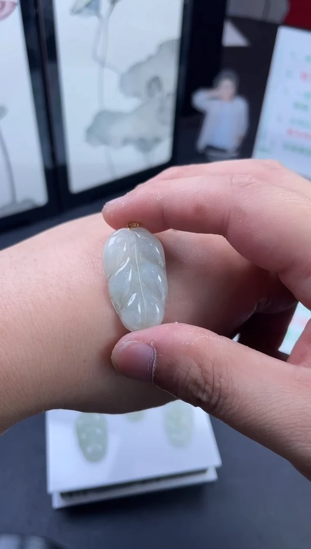 吊坠(不含链)18K金镶嵌翡翠012/G012V0130004