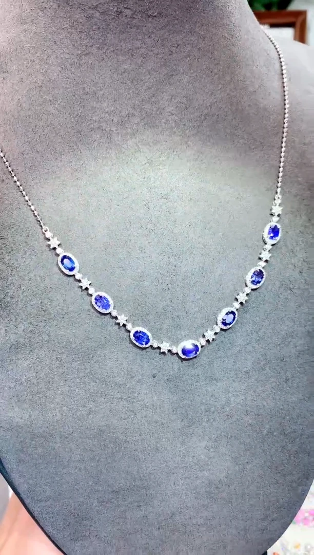 项链蓝宝石18K金镶嵌3.84ct/天然宝石/七天无理由