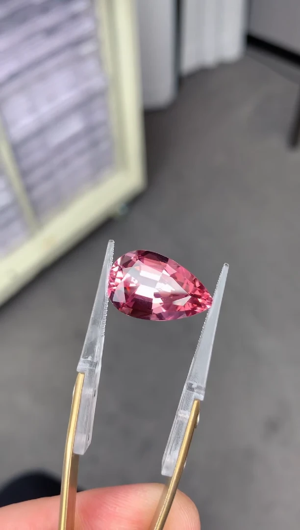 【闪购商品】碧玺裸石未镶嵌13ct 粉碧玺水滴