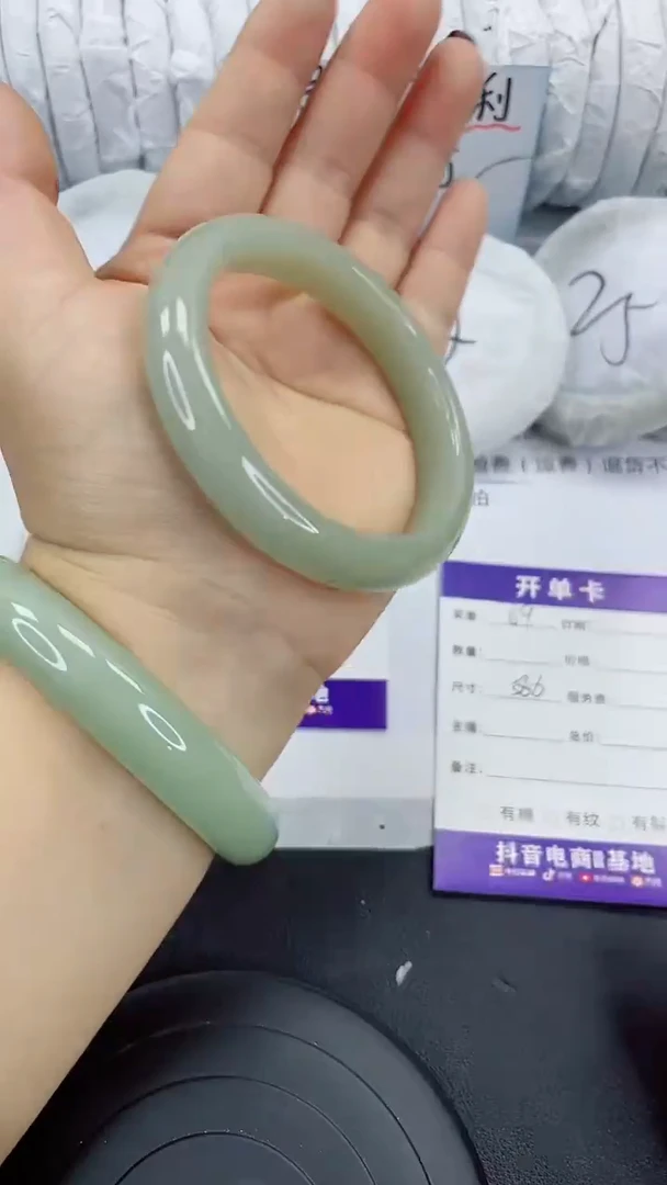 未镶嵌手镯石英质玉69-58/59