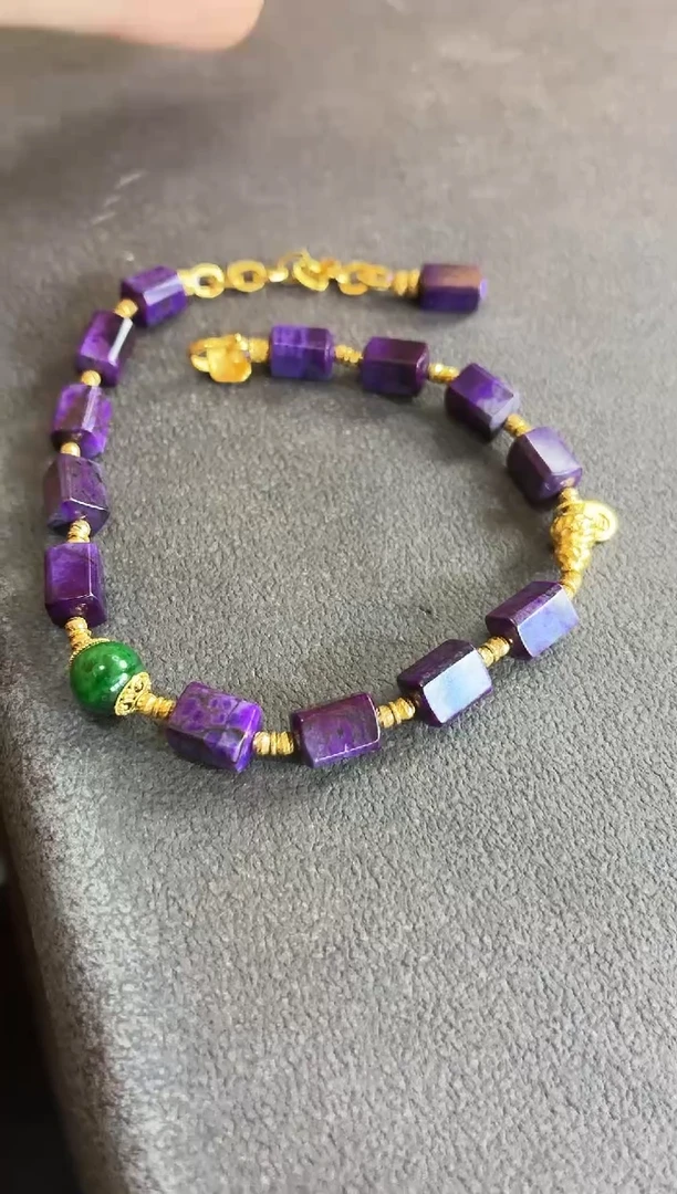 苏纪石（舒俱来）18K金镶嵌手饰手饰