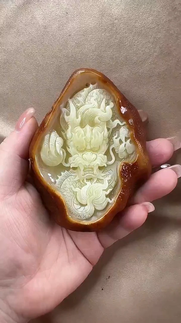 琥珀颈饰未镶嵌吊坠