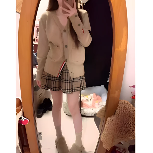 撞色V领软糯毛衣开衫女早秋新款慵懒学院风春秋季针织衫外套上衣