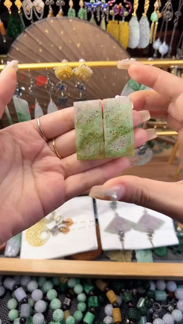 未镶嵌定制翡翠翡翠