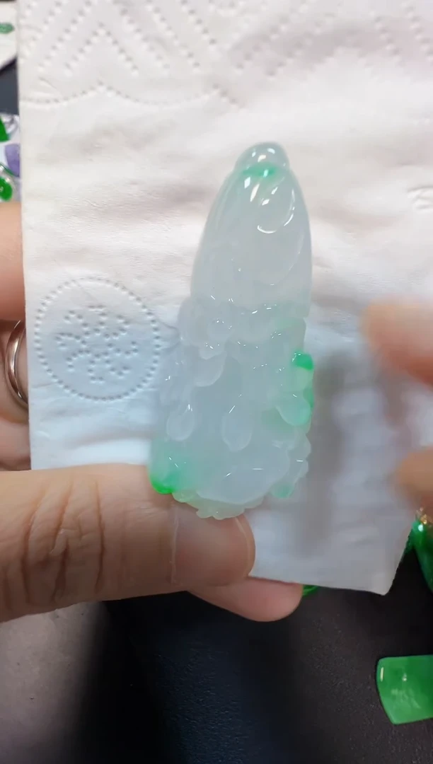 吊坠(不含链)未镶嵌翡翠1800