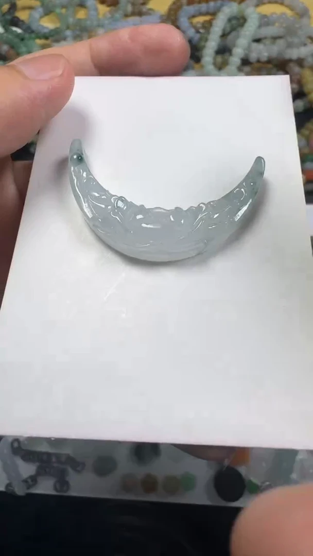 翡翠未镶嵌颈饰【闪购商品】 天然翡翠