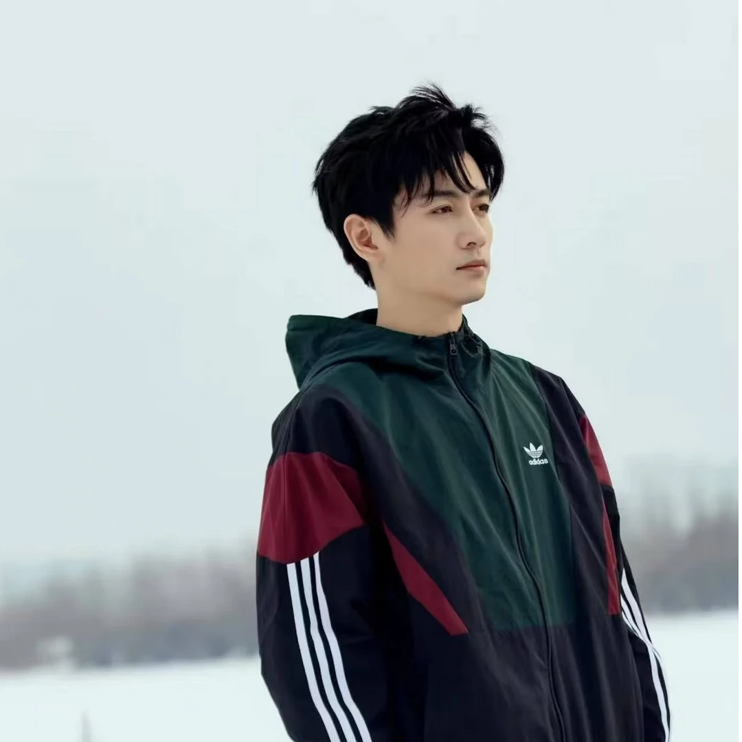 adidas/阿迪达斯三叶草BLOCK WINDBREAKER运动夹克外套 KC3125