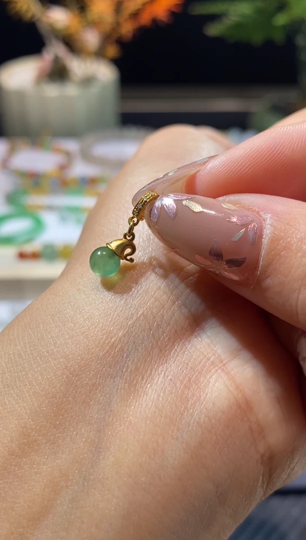 未镶嵌定制翡翠卡4.9珠珠提溜 买断不退换