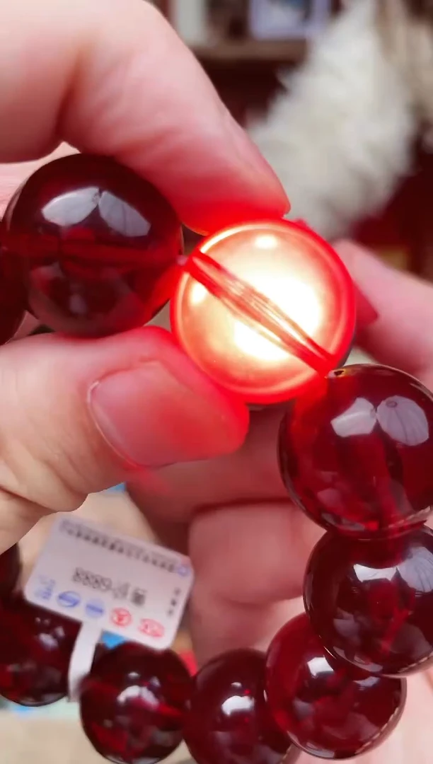 未镶嵌琥珀手串---------------血珀