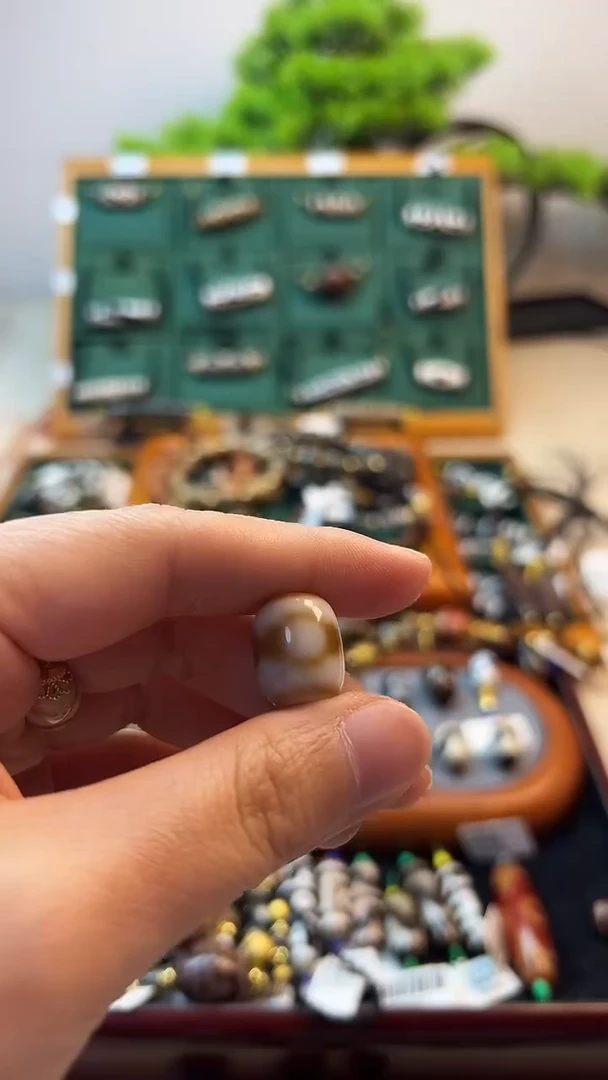 玛瑙/玉髓（覆膜）颈饰未镶嵌47（微瑕随机发货）