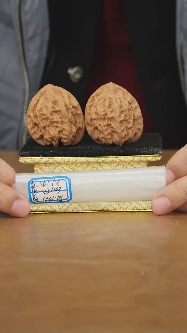 把件文玩核桃马蹄