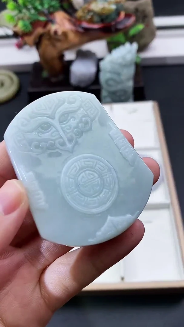 颈饰未镶嵌翡翠天然缅甸A货翡翠