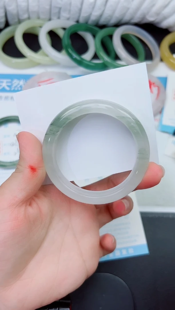 石英质玉手镯未镶嵌473-56.3