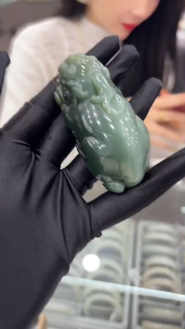 未镶嵌和田玉把件董小姐推荐 多样性发货 拍一发一