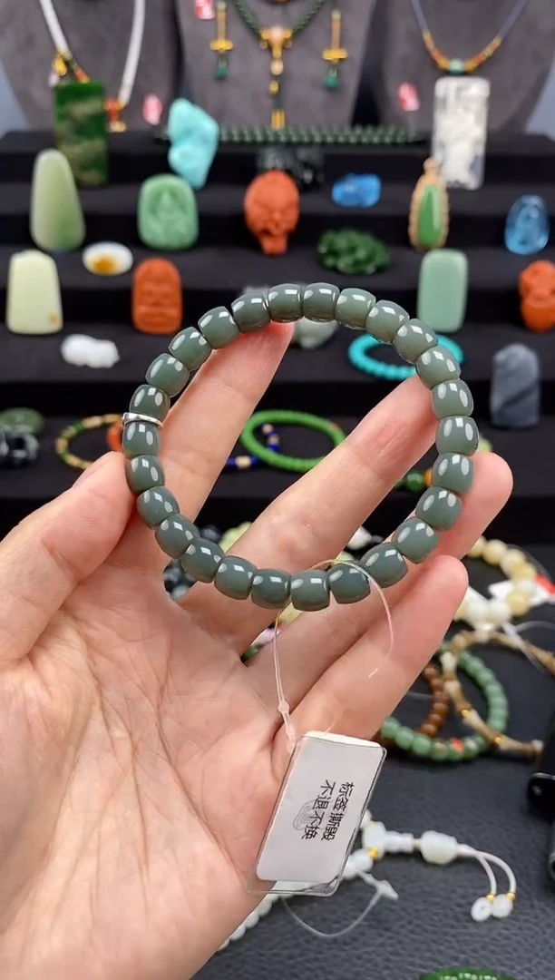 手串未镶嵌和田玉8mm沙枣青极限弧手串