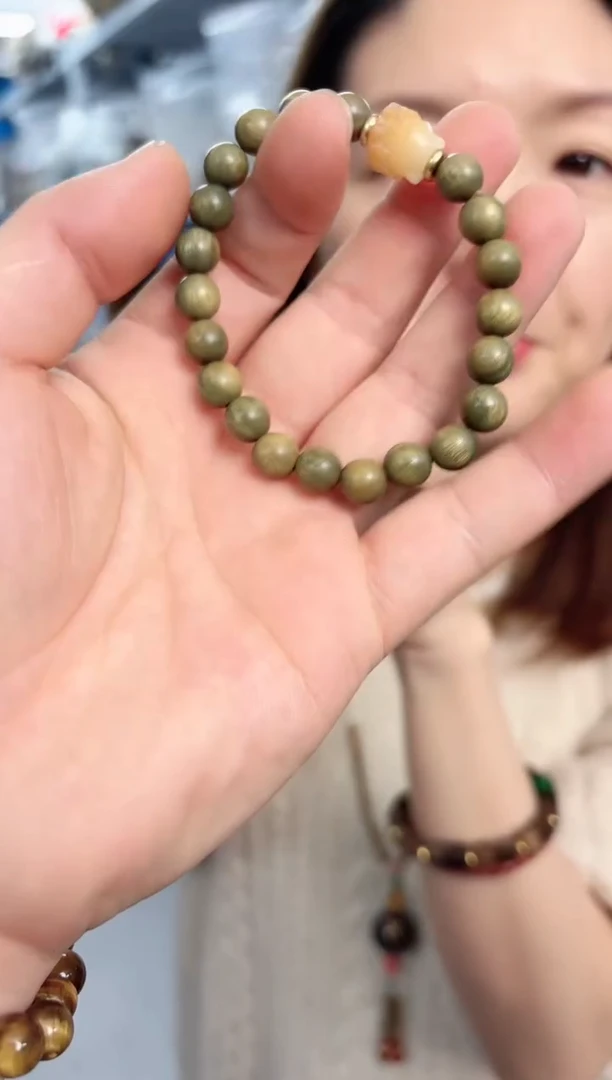 【闪购商品】维腊木（绿檀）凤九单圈