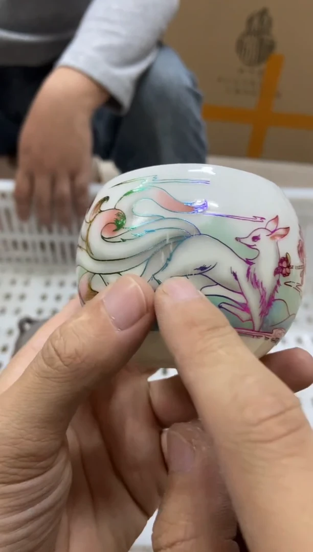 无运费险有瑕疵的摄影的产品有使用过的痕迹有点脏介意勿拍