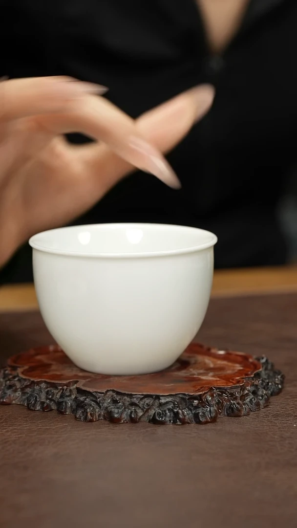 景德镇白胎缸杯杯