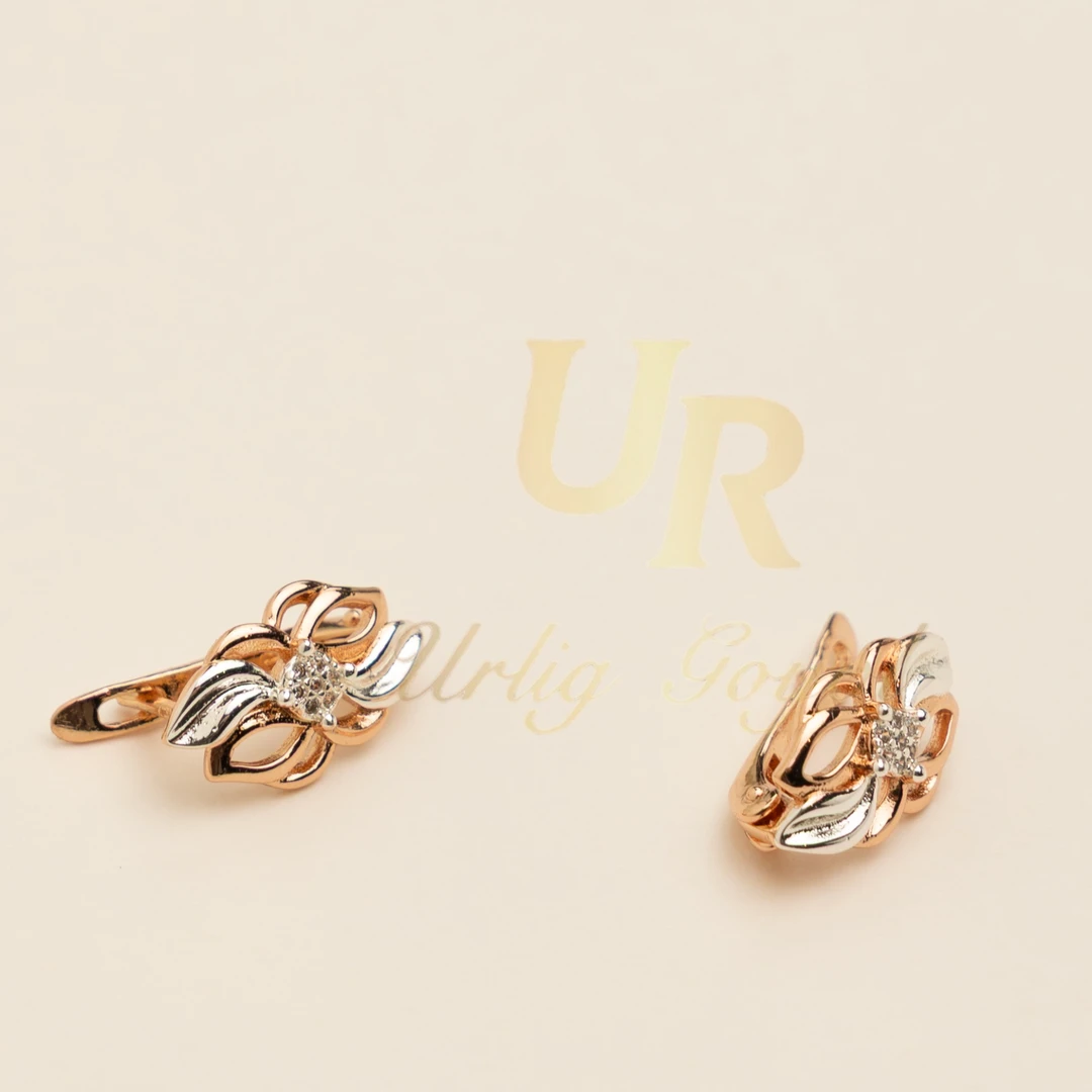 合金锆石耳饰 15-【顺丰包邮-无运费险】双色花耳扣  玫瑰金色