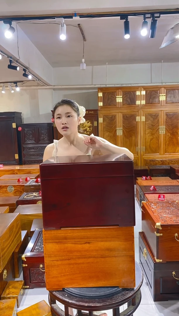 木樟木箱收纳箱婚嫁箱