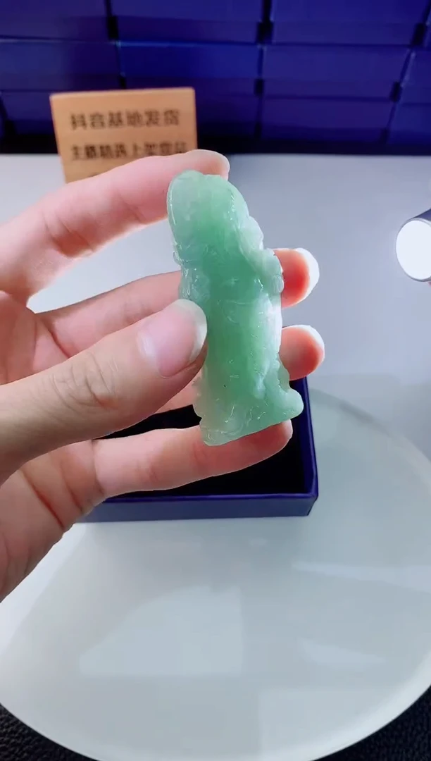 翡翠未镶嵌颈饰1111111