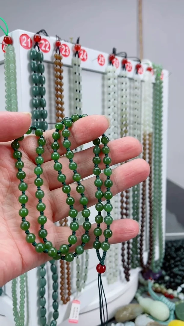 和田玉未镶嵌颈饰三****࿐6