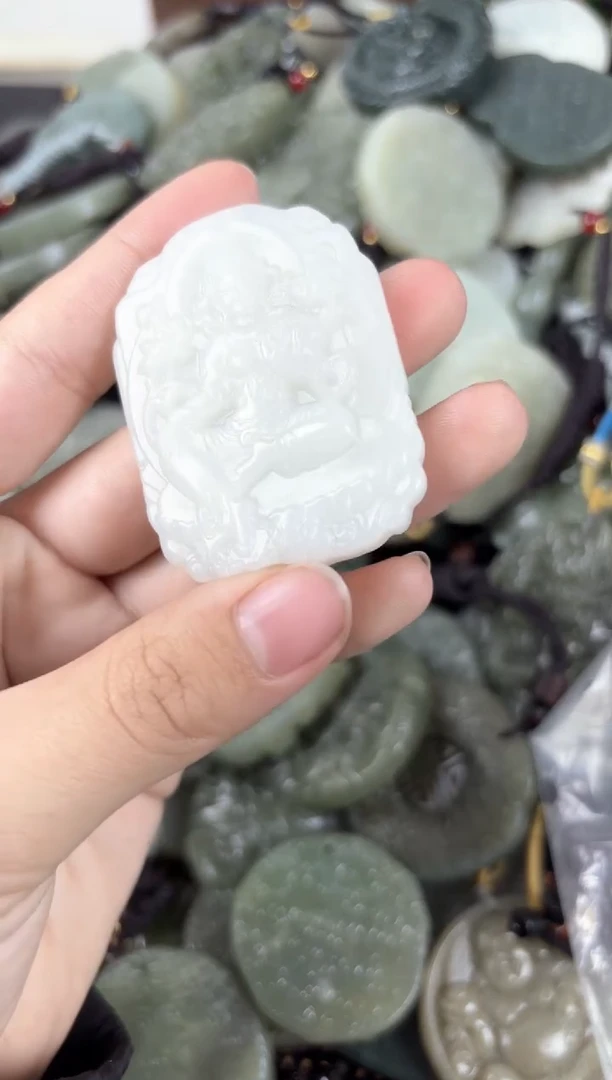【闪购商品】和田玉颈饰未镶嵌1