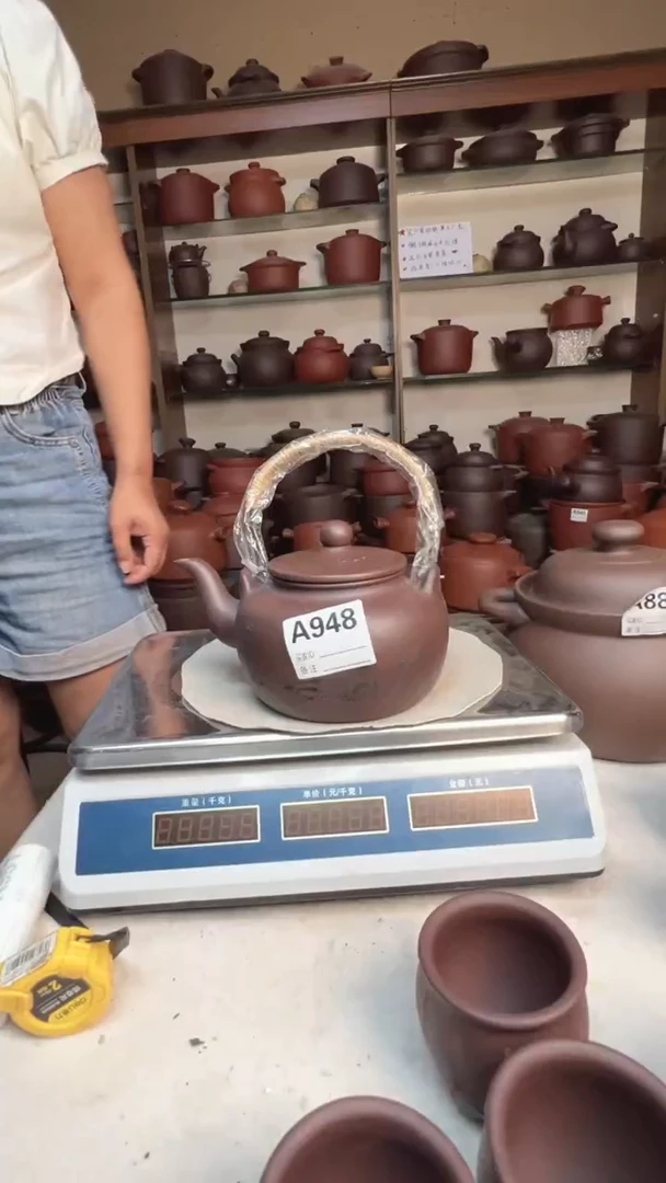 宜兴紫砂刻绘钓鱼翁煮水壶948