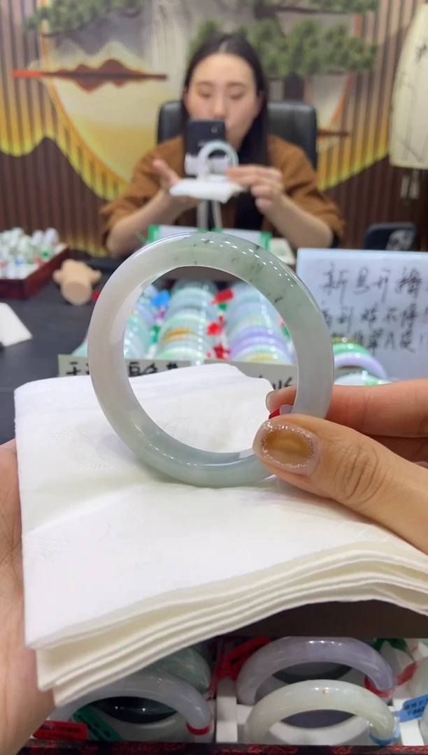 未镶嵌手镯翡翠0009343